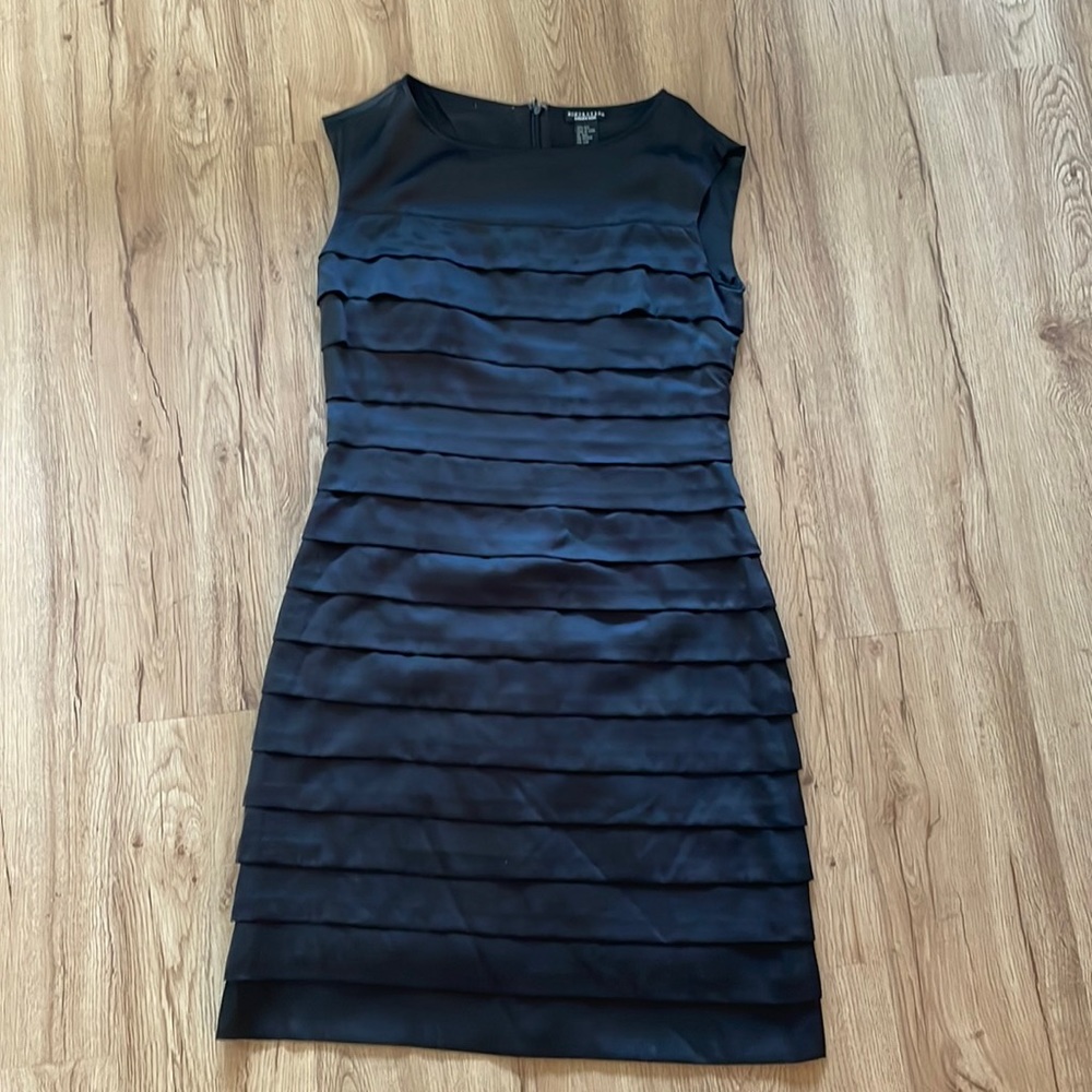 DonCasterTiered, black, silk Dress ~~ size 6